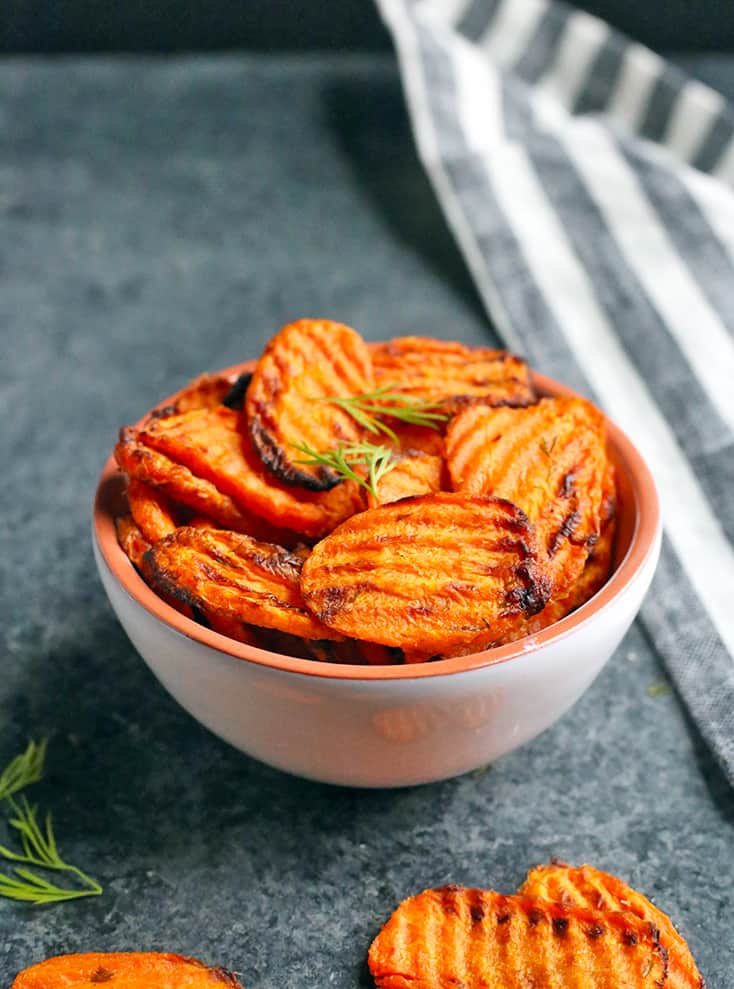 These Paleo Whole30 Air Fryer Carrots are easy, quick, and perfectly cooked. A great side dish that everyone will love. Gluten free, dairy free, and low FODMAP.